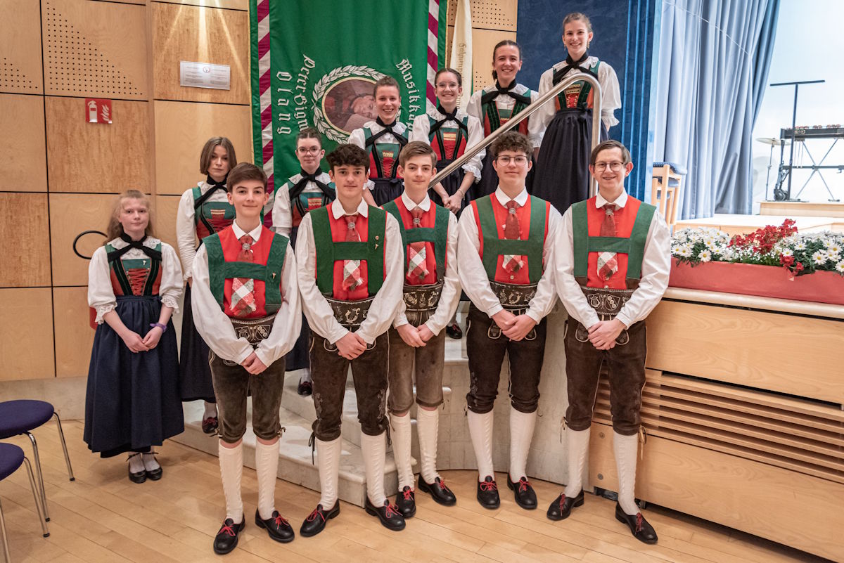 Konzert der Jugendkapelle Olang Konzert der Jugendkapelle Olang